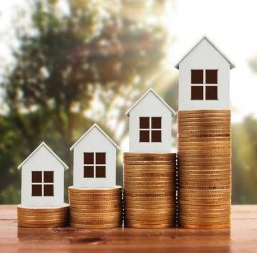 87162631 model of the house on a coin